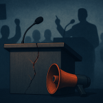 Illustration symbolique : silhouettes anonymes d'orateurs et de manifestants, un pupitre fissuré et un mégaphone, tons sombres et contrastés, sans visages identifiables.